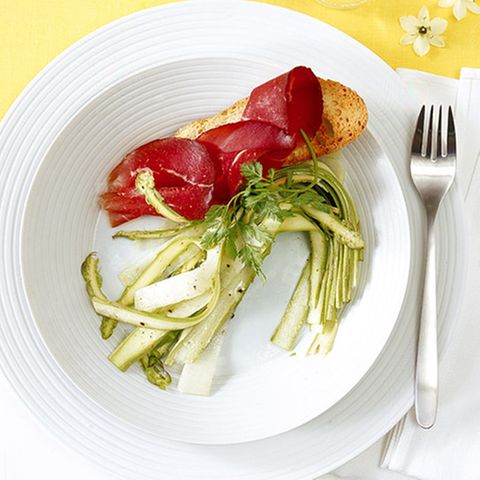 Spargel-Kohlrabi-Salat
