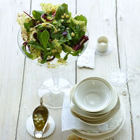 Blattsalat mit Artischockenvinaigrette