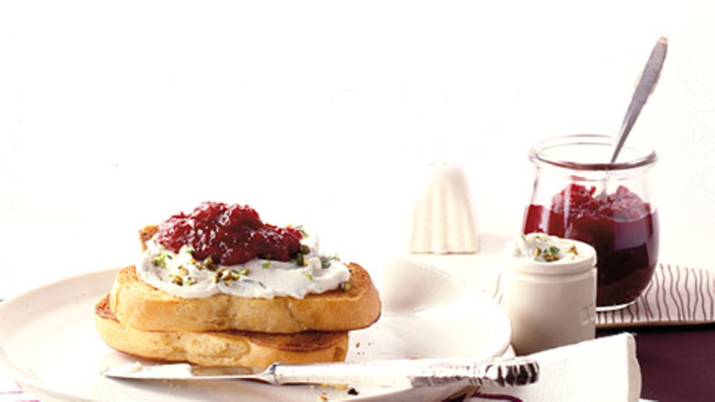 Rote Bete Jam mit Ziegenfrischkäse Rezept - [ESSEN UND TRINKEN]