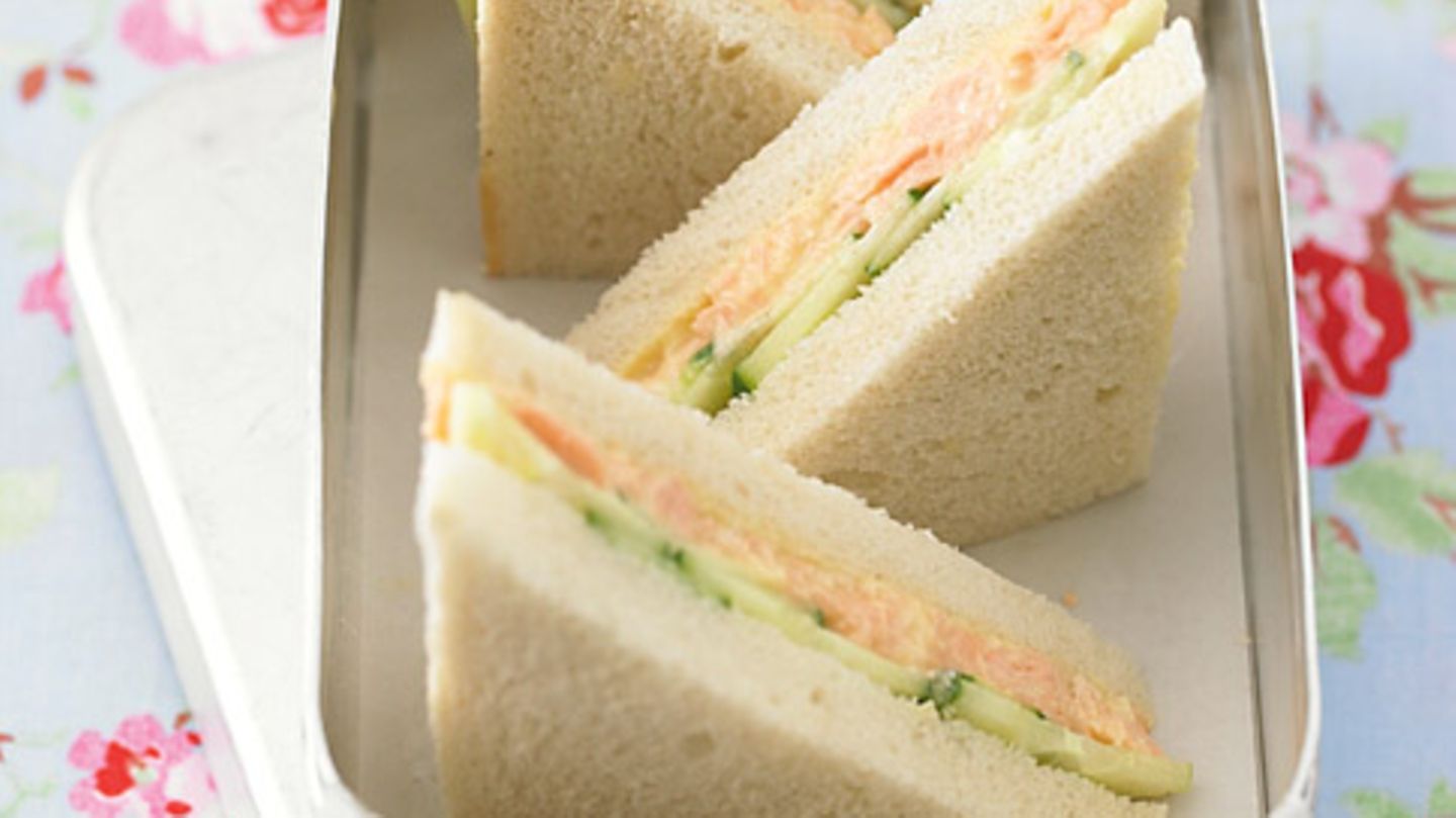Gurkensandwich mit Lachscreme Rezept