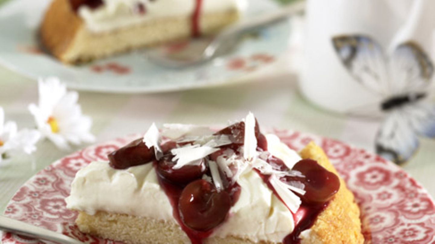 Kirsch-Sahnekuchen Rezept