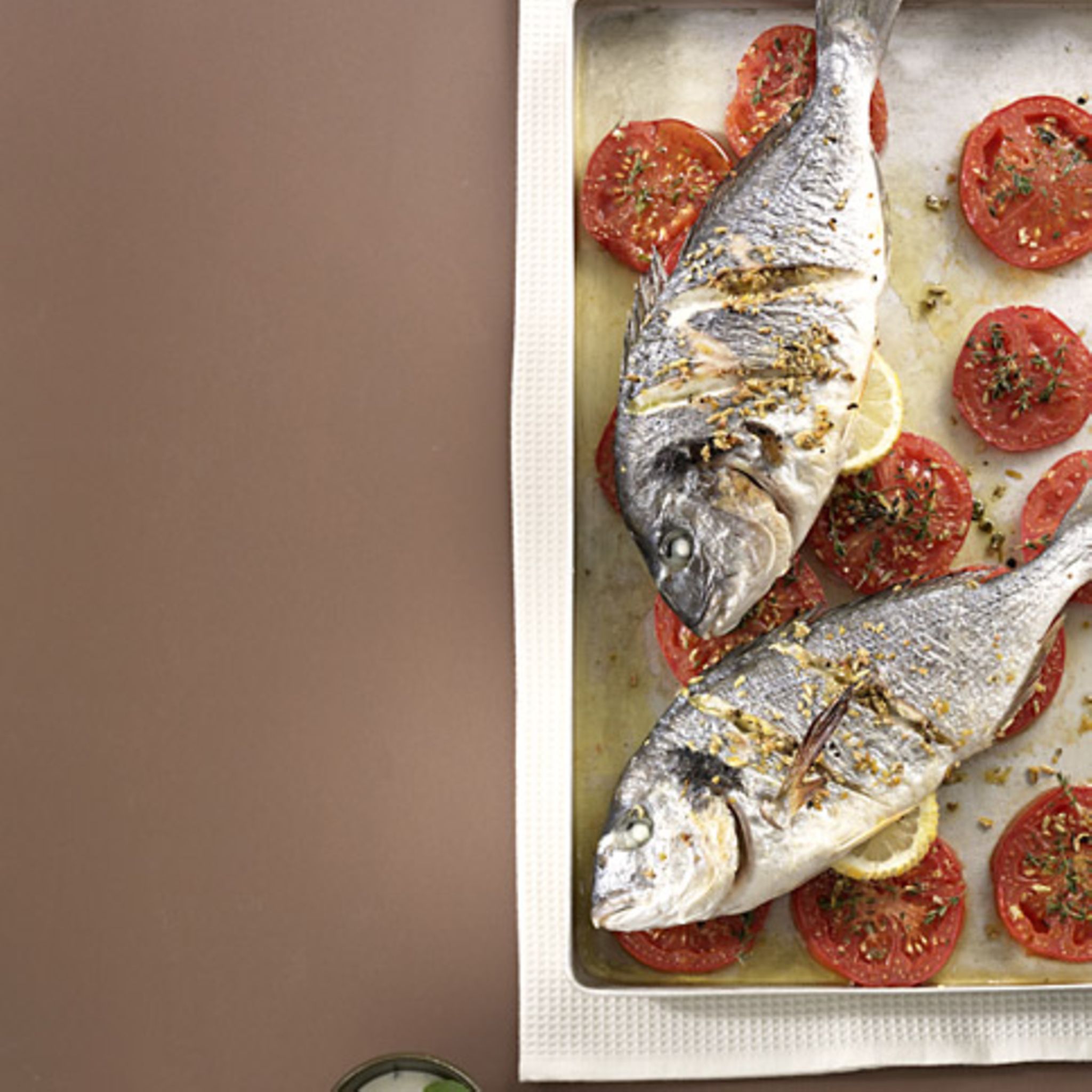 Fisch: Garen im Ganzen - [ESSEN UND TRINKEN]