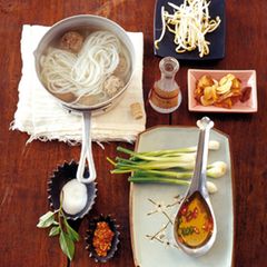 Thai-Suppe mit Hackbällchen