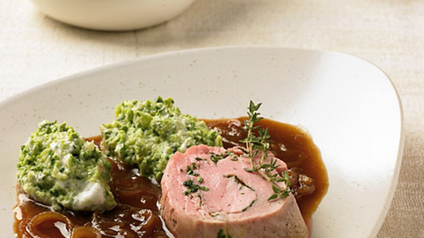 Kalbsbraten mit Zwiebelsauce Rezept - [ESSEN UND TRINKEN]