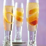 Waldmeisterbowle mit Apfel