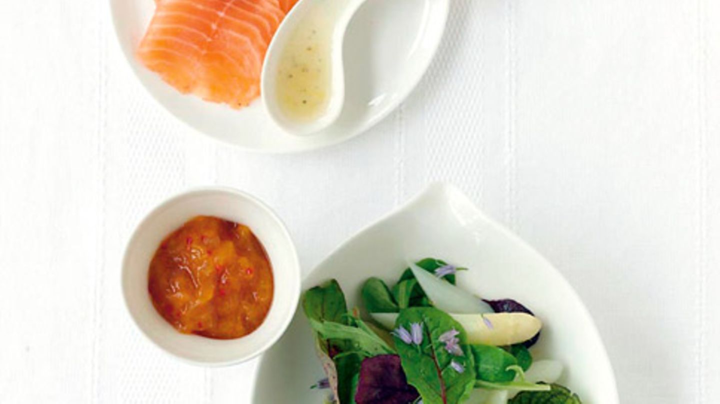 Spargelsalat mit Aprikosen-Chutney Rezept - [ESSEN UND TRINKEN]