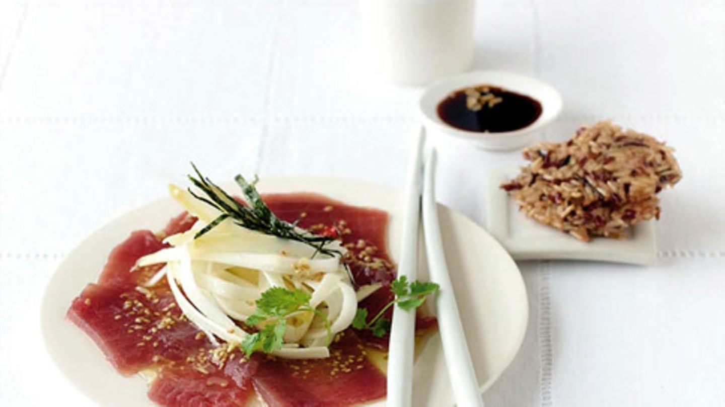 Roher Spargelsalat mit Thunfisch Rezept