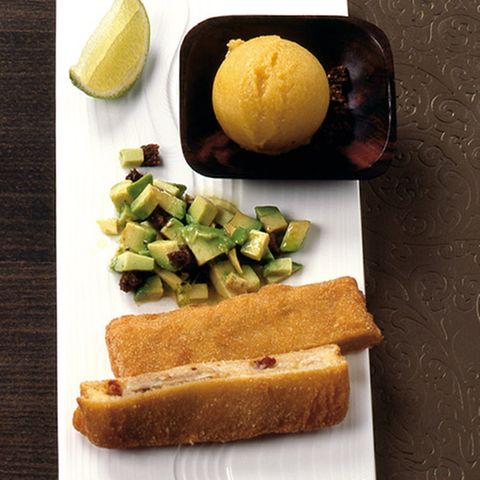Sorbet von gelben Tomaten mit gebackenem Mozzarella