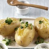 Neue Kartoffeln mit dreierlei Quark