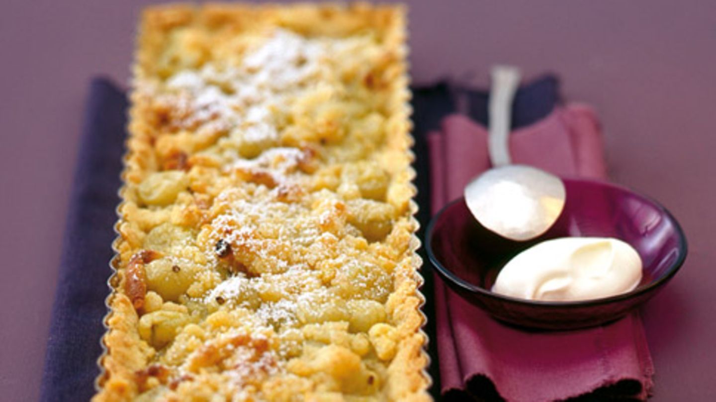 Stachelbeer-Tarte mit Olivenölstreusel Rezept - [ESSEN UND TRINKEN]