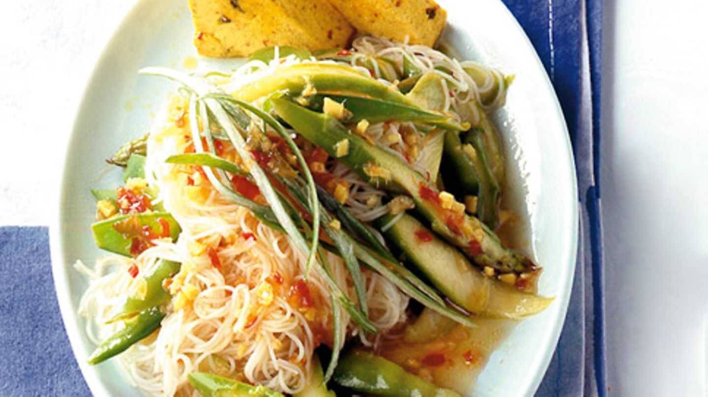 Spargelsalat mit Tofu Rezept