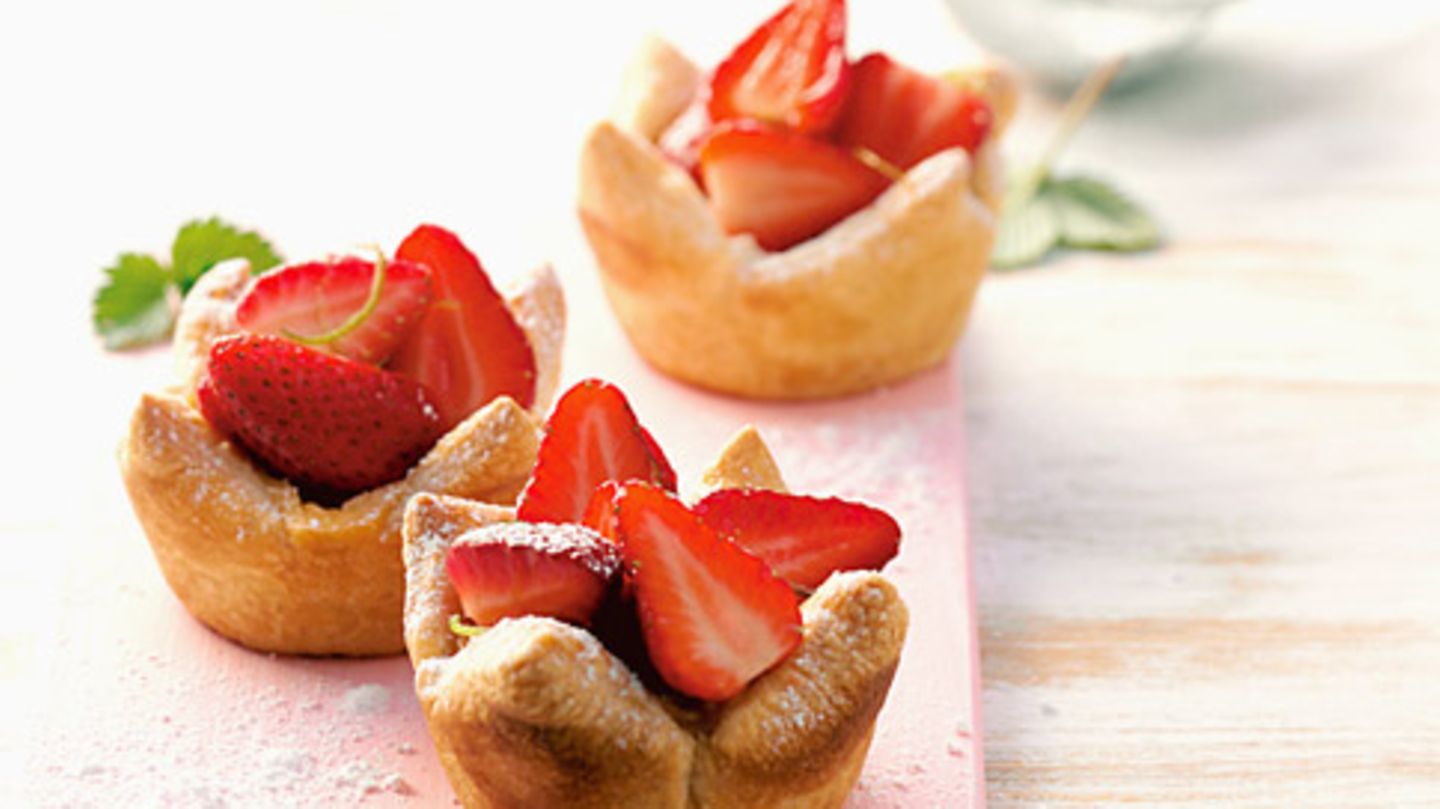 Karamelltörtchen mit Erdbeeren Rezept