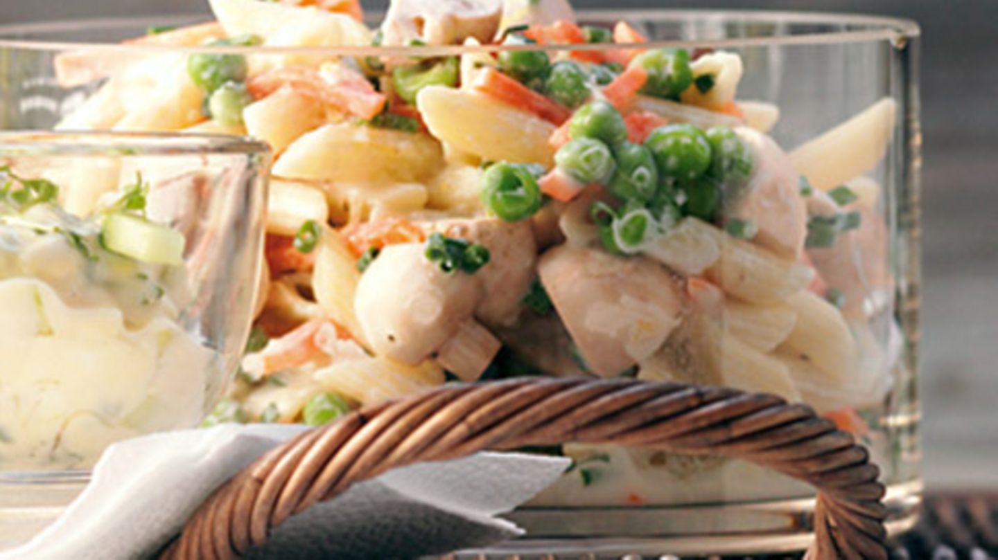 Nudel-Gemüse-Salat Rezept
