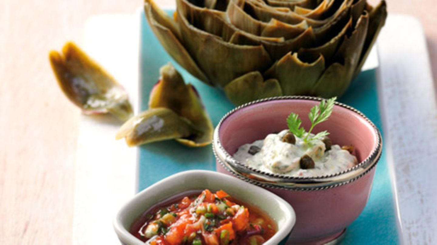 Artischocken mit Senfdip und Tomatensalsa Rezept