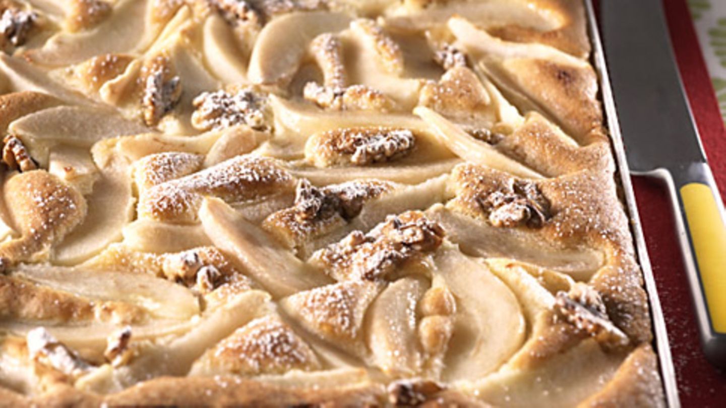 Birnen-Nuss-Schnitten Rezept - [ESSEN UND TRINKEN]