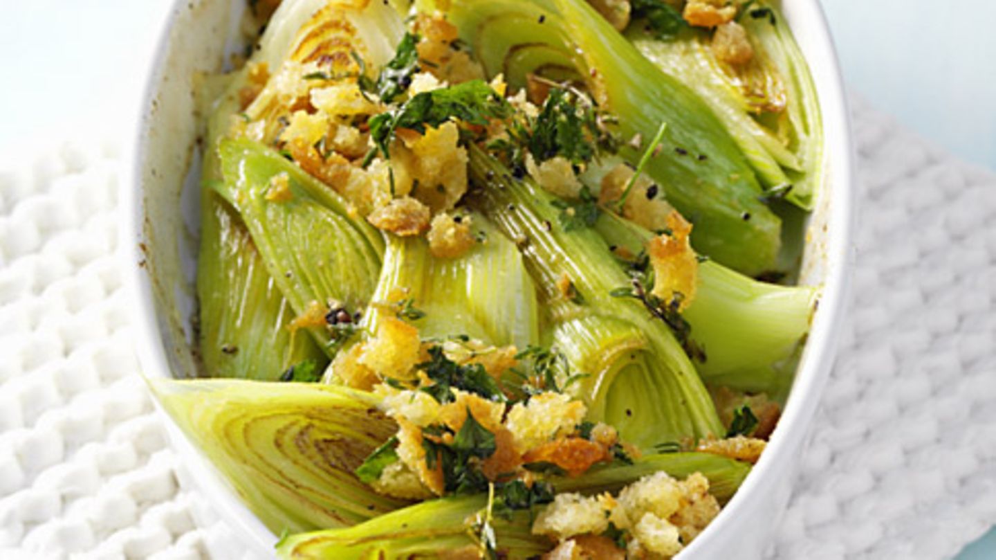 Lauchgratin mit Bröseln Rezept - [ESSEN UND TRINKEN]