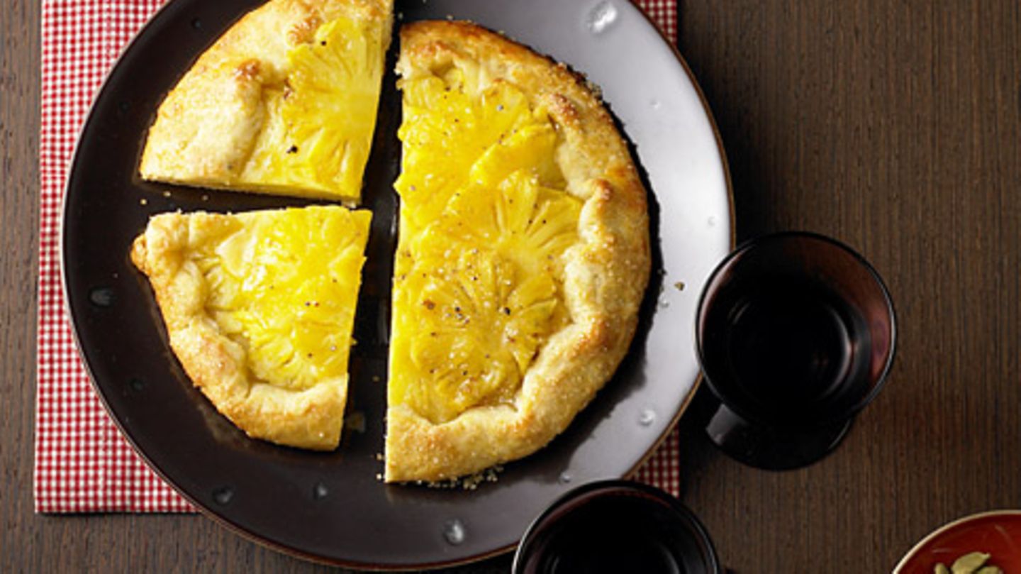Ananas-Tarte mit Kardamom Rezept - [ESSEN UND TRINKEN]