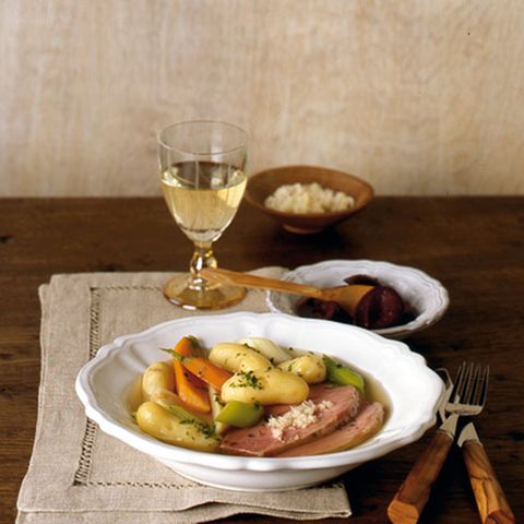 Kalbstafelspitz-Suppe mit La Ratte Kartoffeln