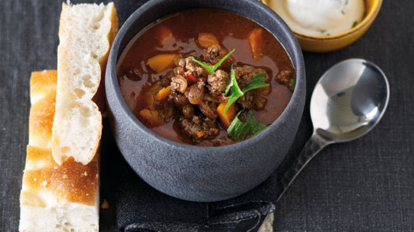 Lammhack-Curry mit Minzjoghurt Rezept