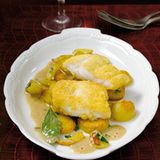 Lengfisch in Maiskruste mit Senfsauce