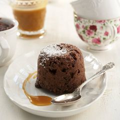 Gewürzpudding mit Butterscotch-Sauce