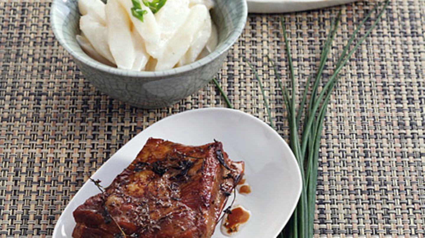 Rippchen mit Malzbier und Kümmel Rezept - [ESSEN UND TRINKEN]