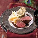 Rehkeule mit Pfeffer-Vanille-Sauce