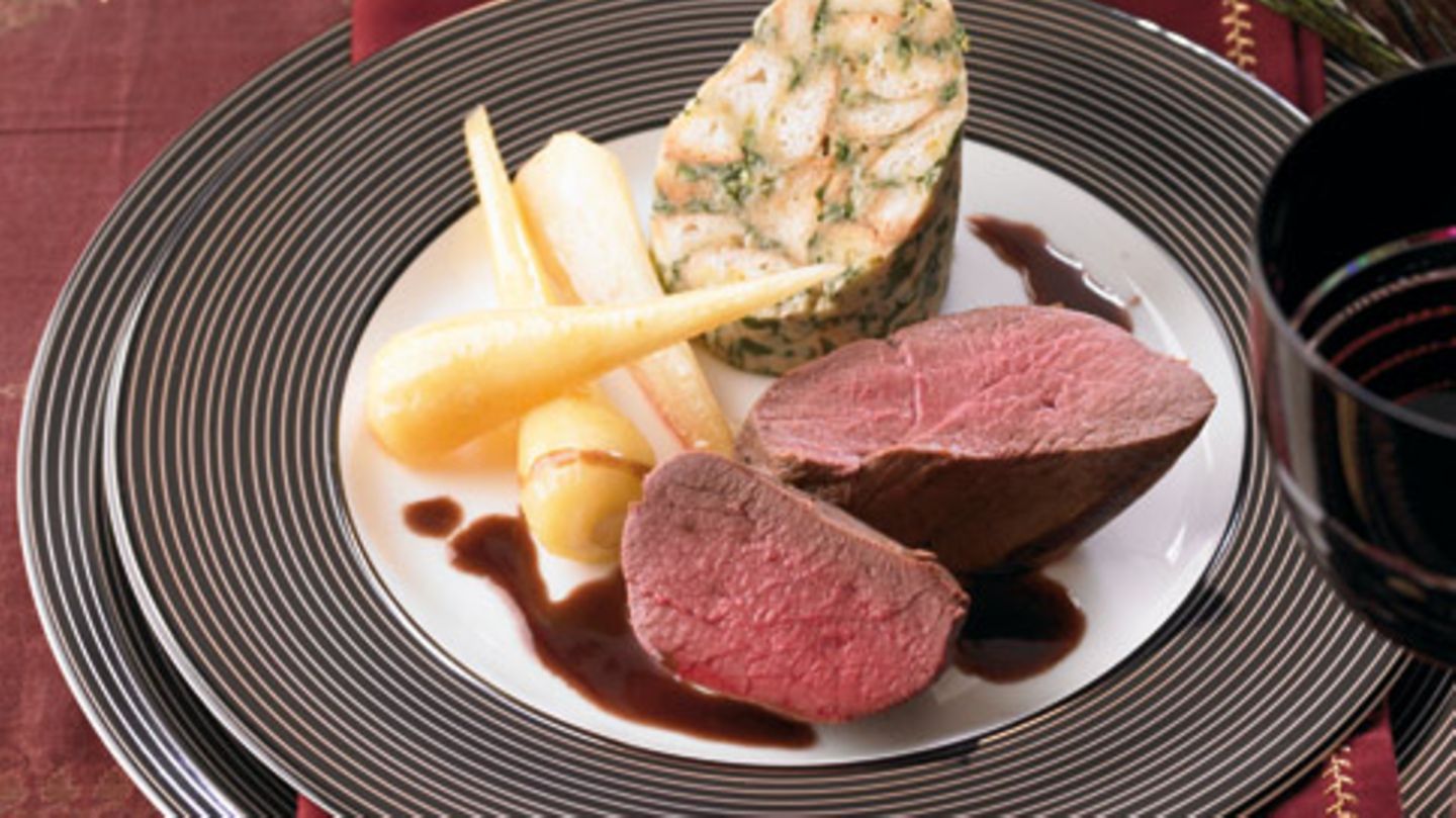 Rehkeule mit Pfeffer-Vanille-Sauce Rezept