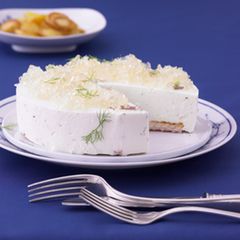 Rauchaaltorte mit Apfelgelee