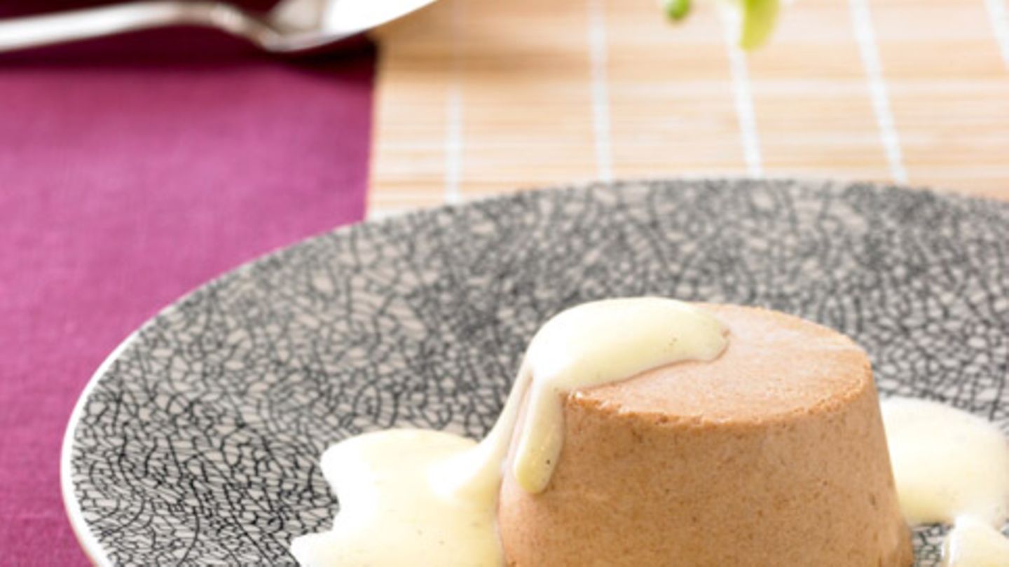 Zwetschgen-Parfait mit Sabayon Rezept - [ESSEN UND TRINKEN]