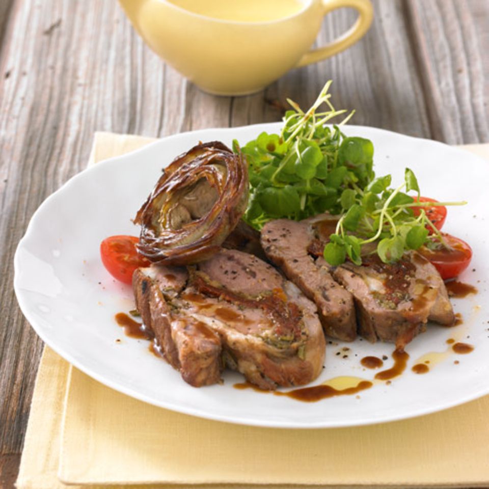 Zitronen-Aïoli und Brunnenkresse-Salat