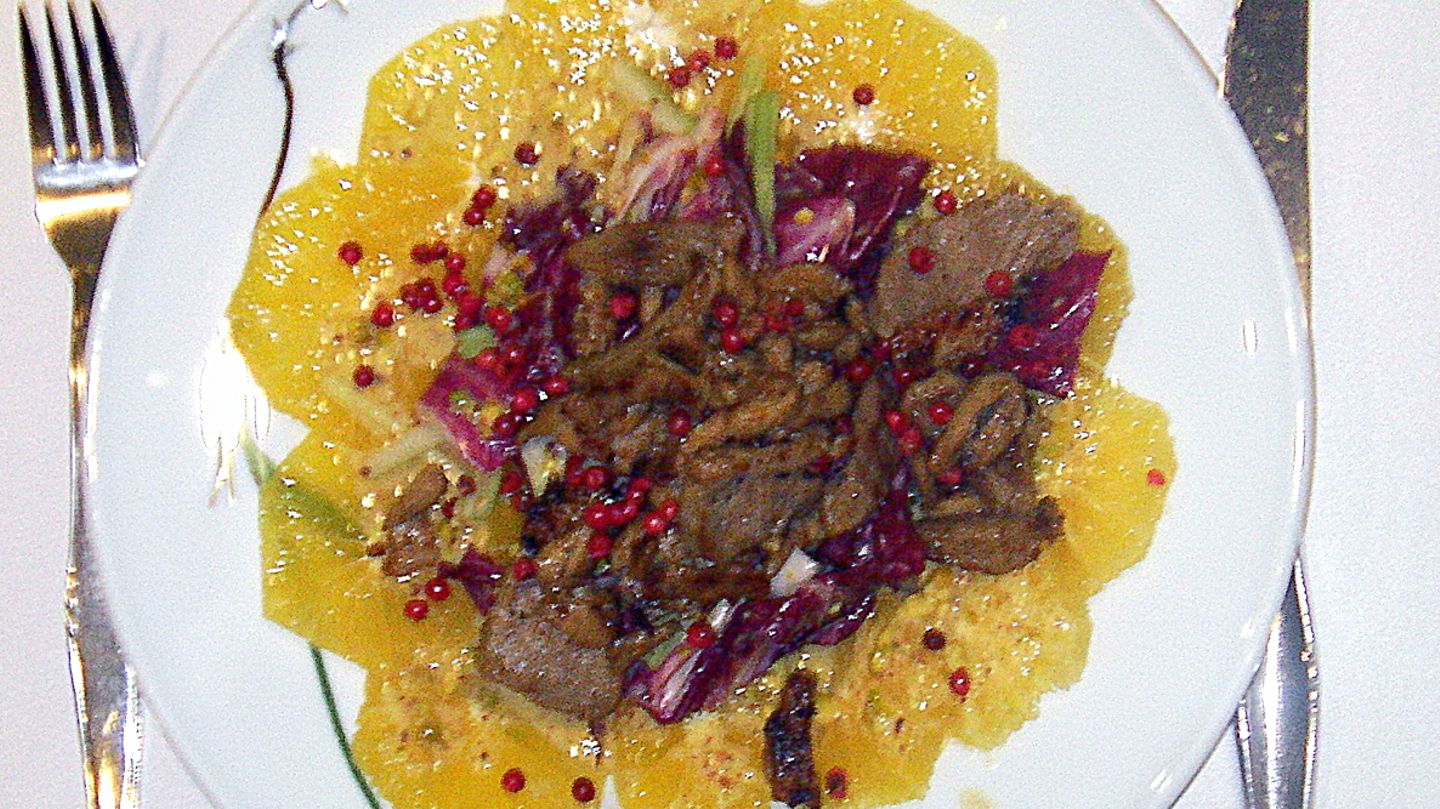 Orangencarpaccio mit Schweinefilet Rezept - [ESSEN UND TRINKEN]