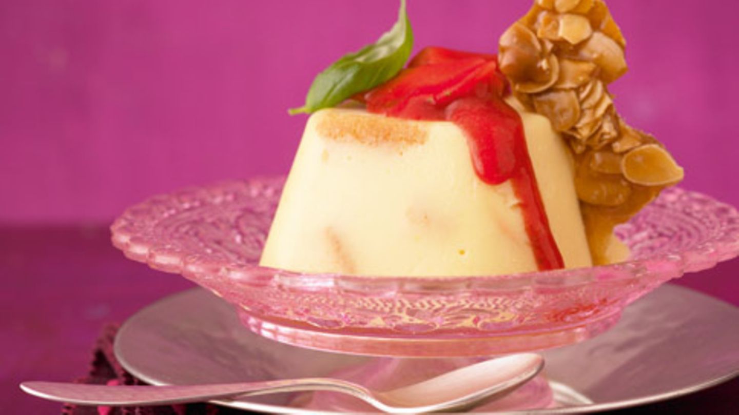 Orangen-Basilikum-Flammeris Rezept