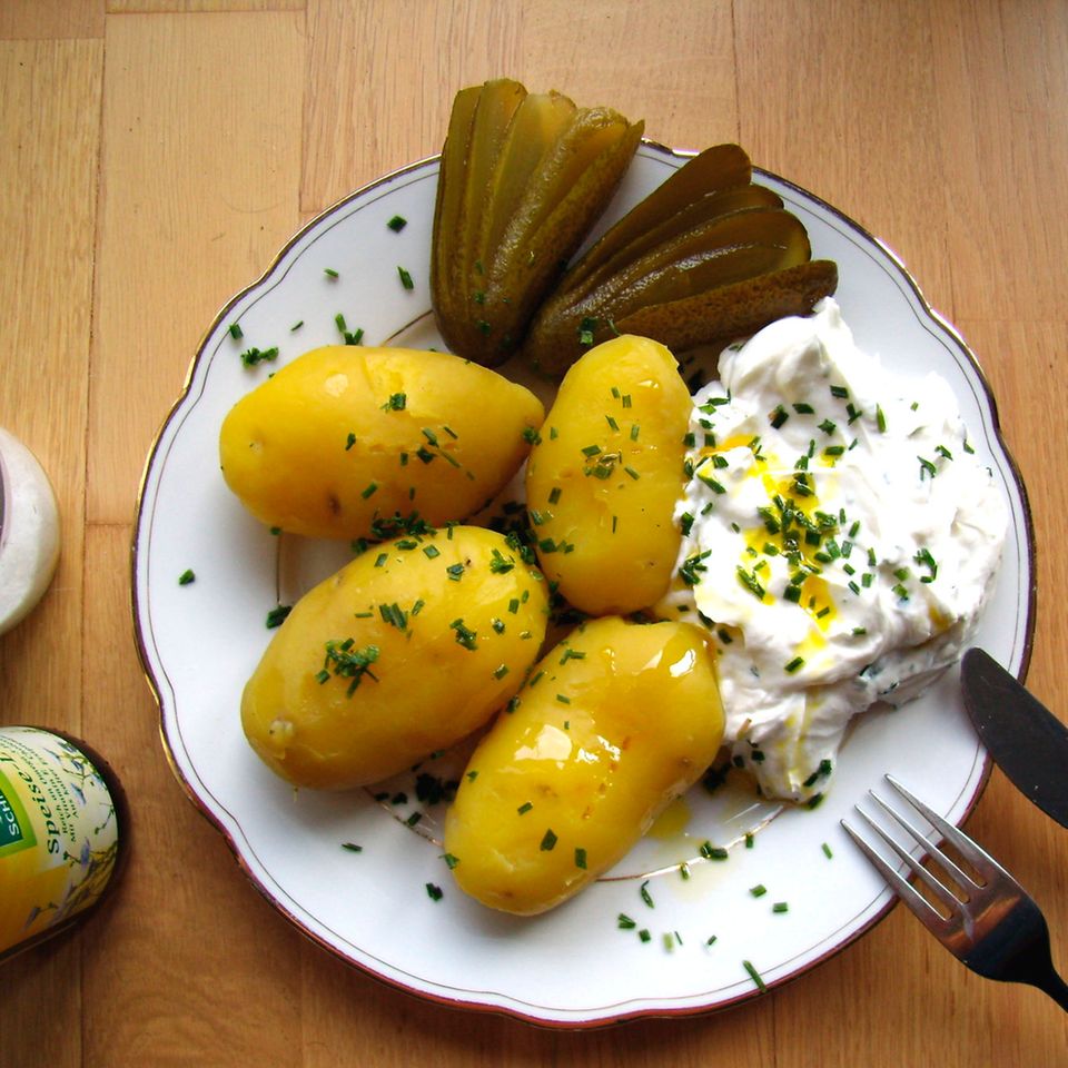 Pellkartoffeln Mit Quark Rezept Essen Und Trinken