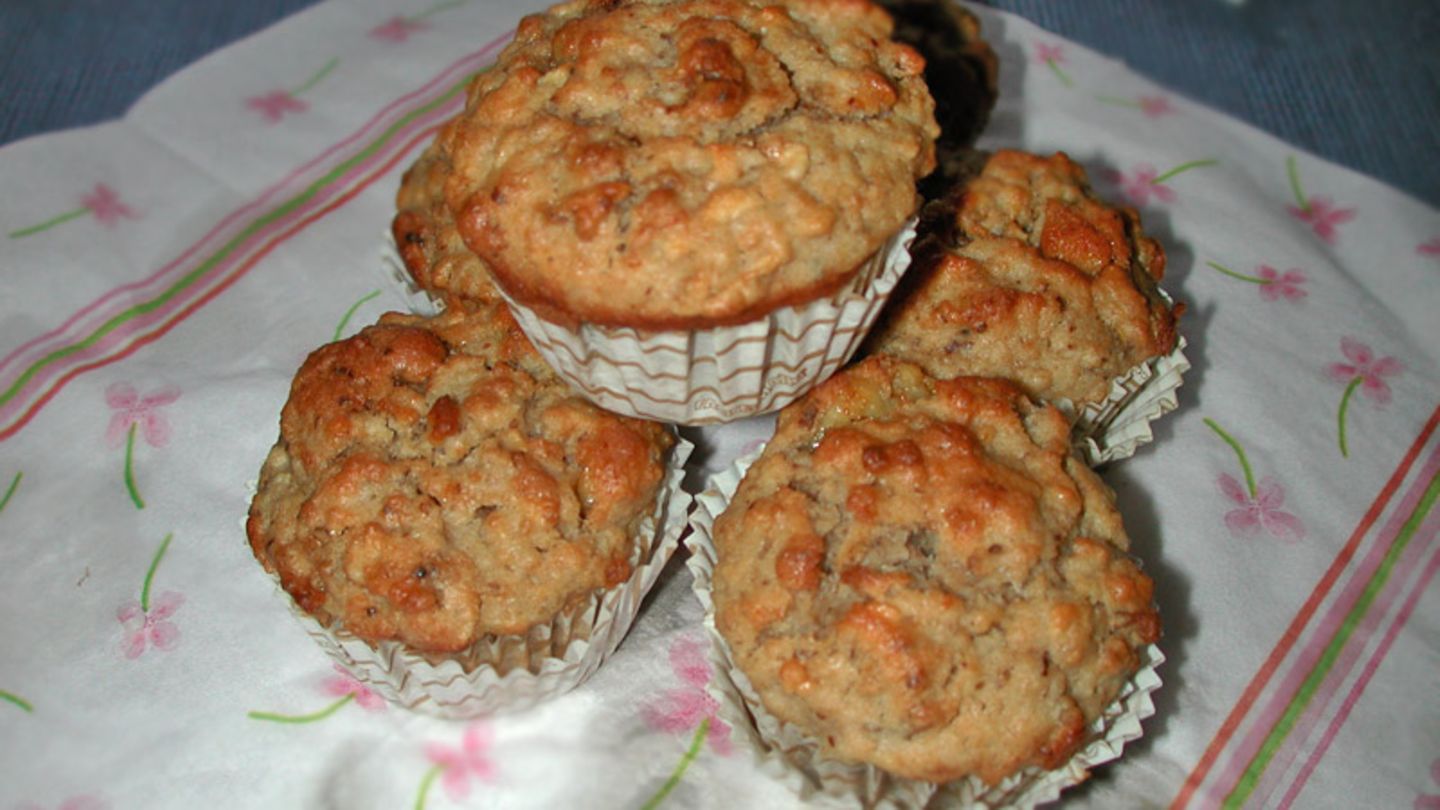 Apfel-Walnuss-Muffins Rezept - [ESSEN UND TRINKEN]