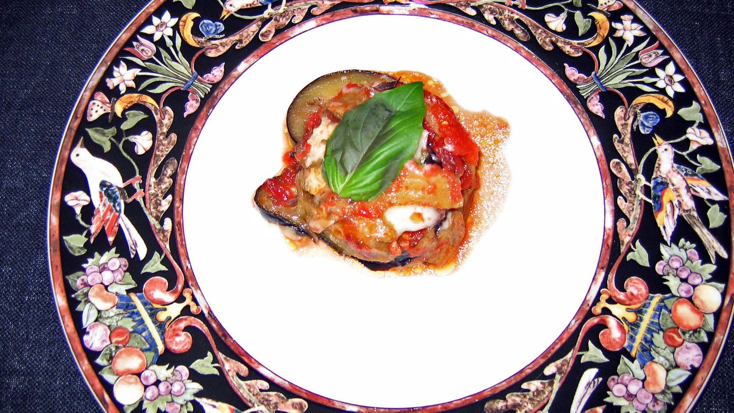 Parmigiana di melanzane - Auberginenauflauf aus Kampanien Rezept ...