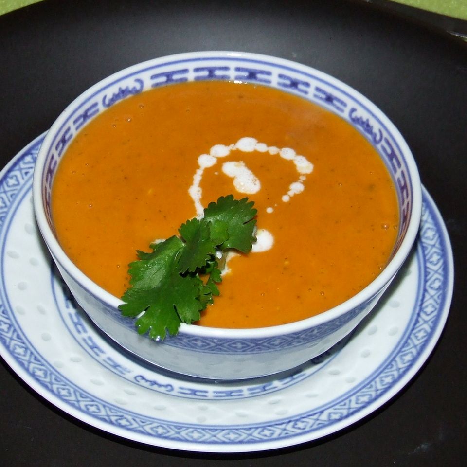 Paprika-Tomaten-Creme mit Zitronengras