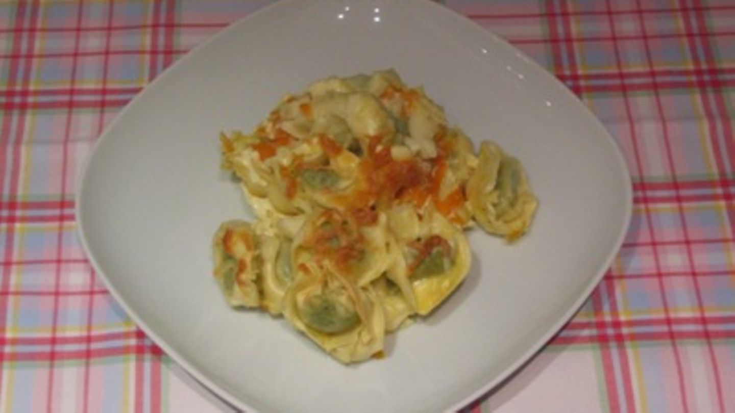 Torta di tortellini Rezept