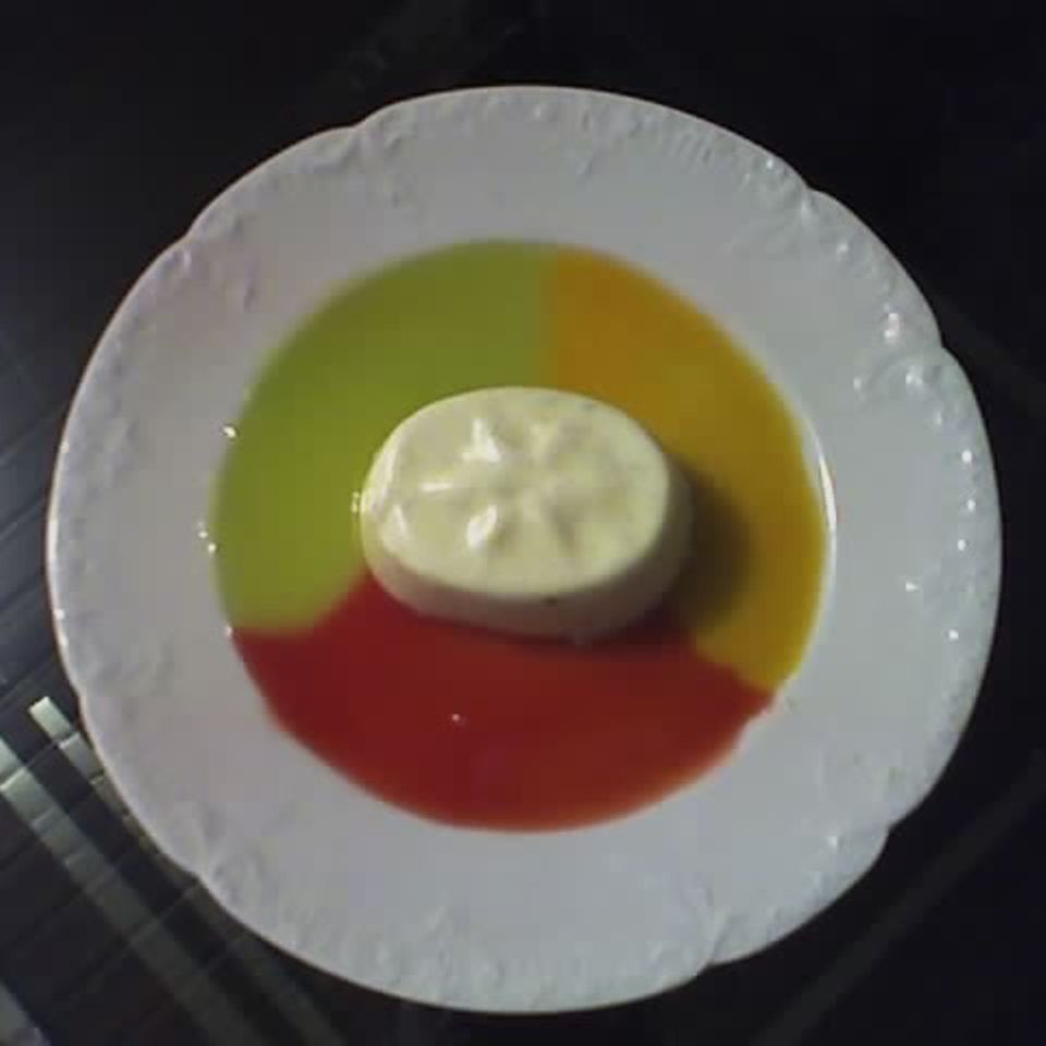 Joghurtflan mit Limoncello