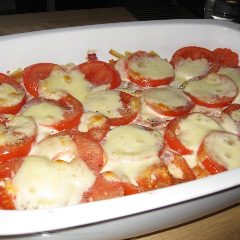 Überbackene Nudeln mit Tomaten und Mozzarella Rezept - [ESSEN UND TRINKEN]