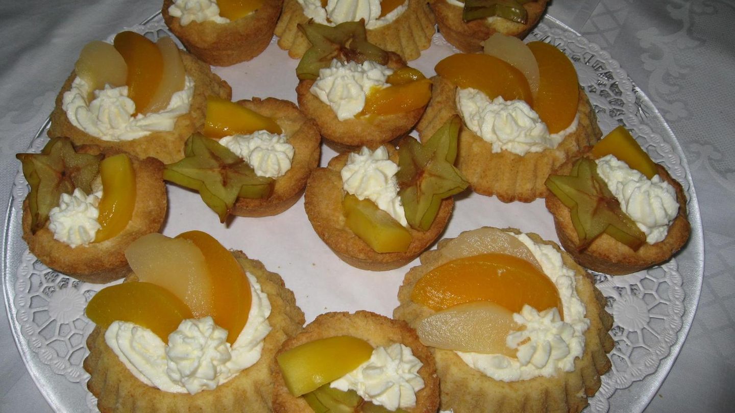 Obsttörtchen mit Käsesahnecreme Rezept - [ESSEN UND TRINKEN]