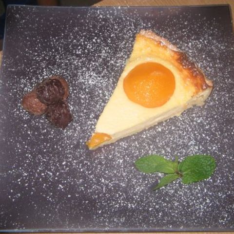 Aprikosenkuchen