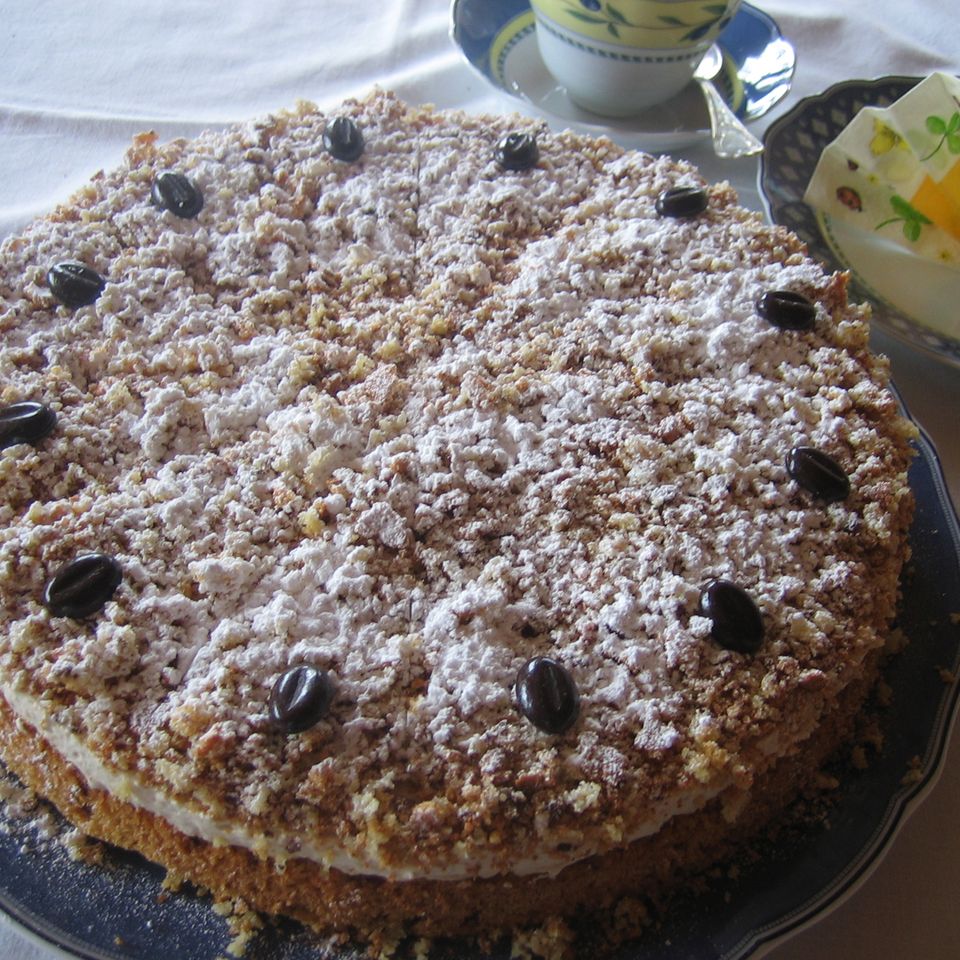 Cappuccino-Krümel-Torte
