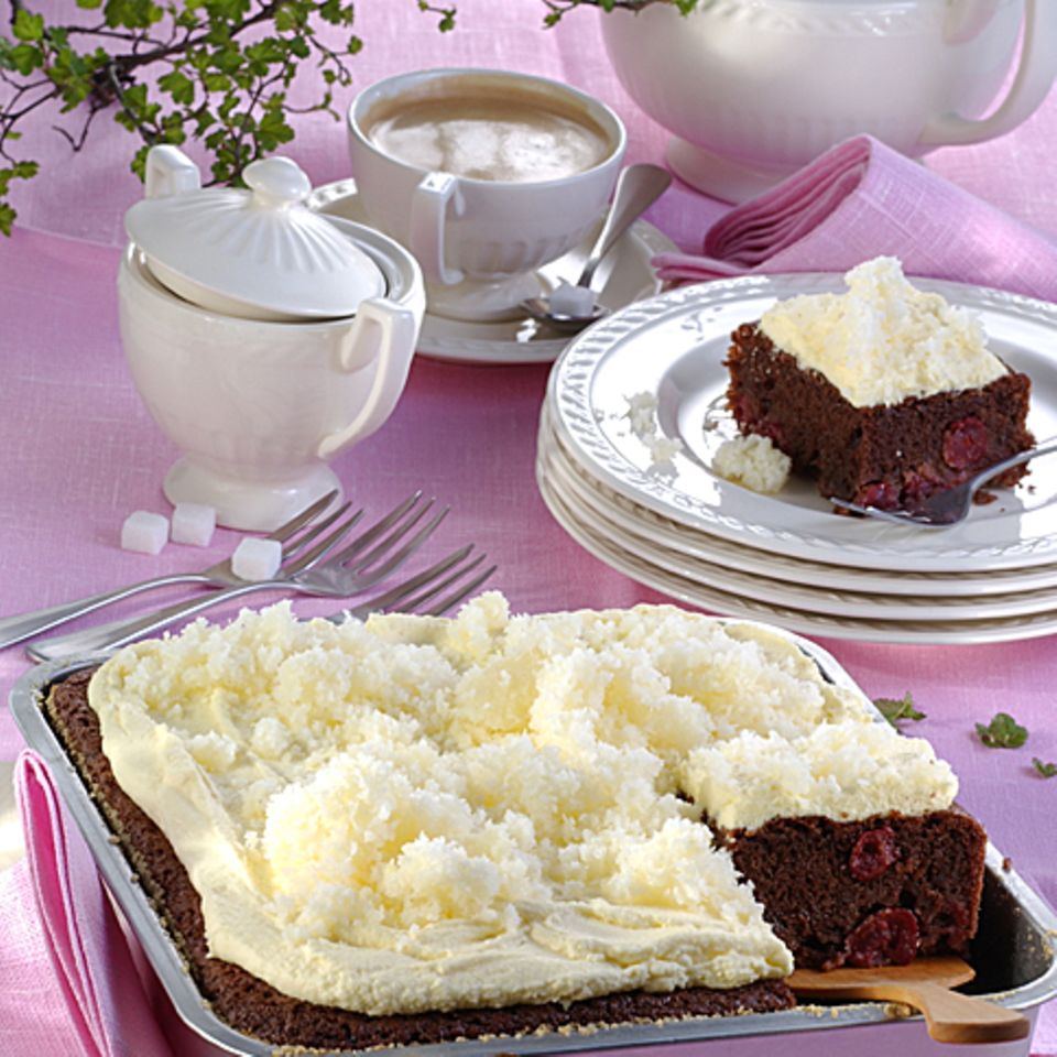 Raffinierter Kokos-Kirschkuchen Rezept - [ESSEN UND TRINKEN]