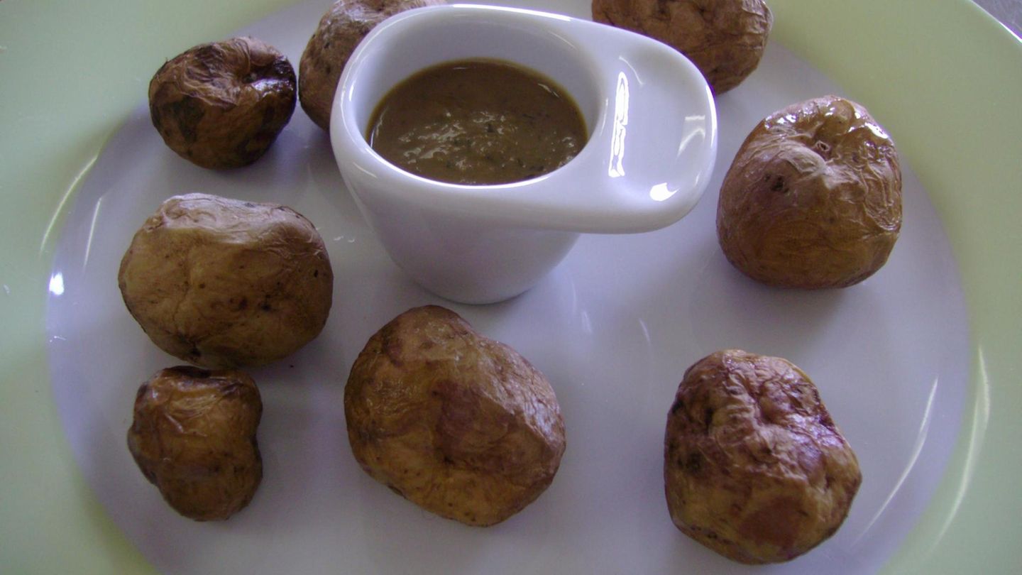 Papas arrugadas con Mojo verde Rezept