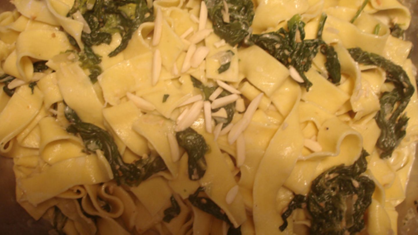 Schnelle Spinat-Nudeln Rezept