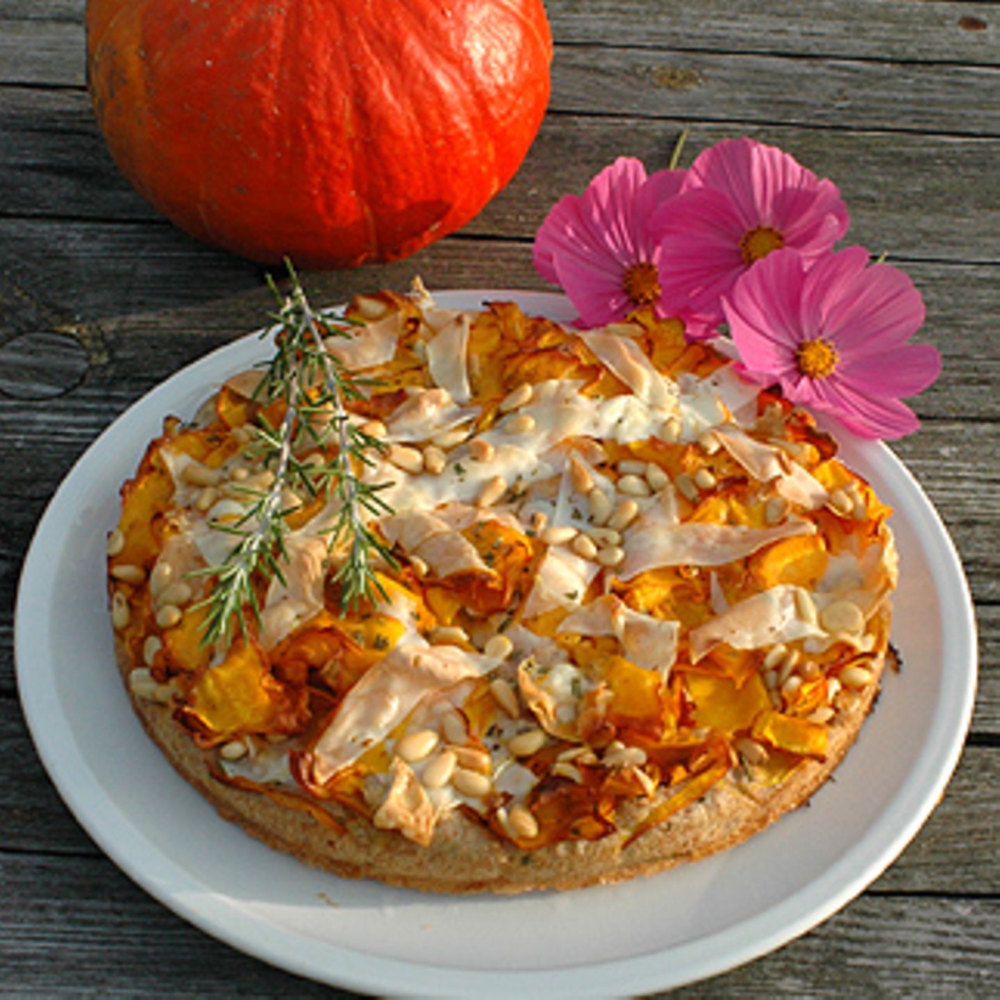 Kurbis Tarte Mit Ziegenkase Rezept Essen Und Trinken