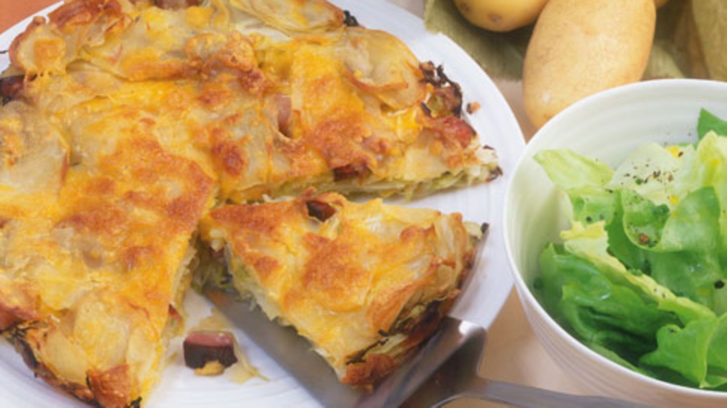 Kartoffel-Torte mit Speck, Kohl und Cheddar Rezept - [ESSEN UND TRINKEN]