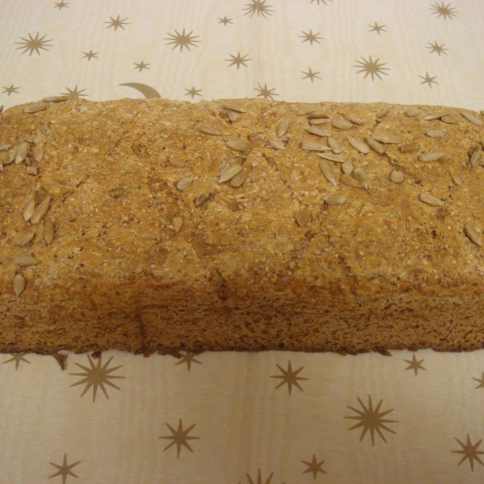 Schnelles Honig-Vollkornbrot Rezept - [ESSEN UND TRINKEN]
