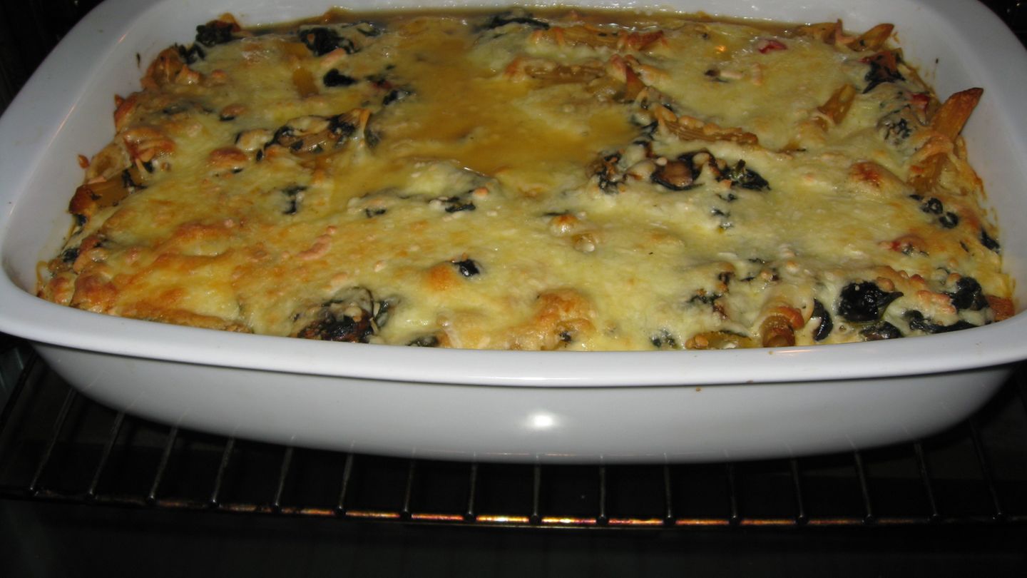 Gemüse-Nudelauflauf mit Spinat Rezept